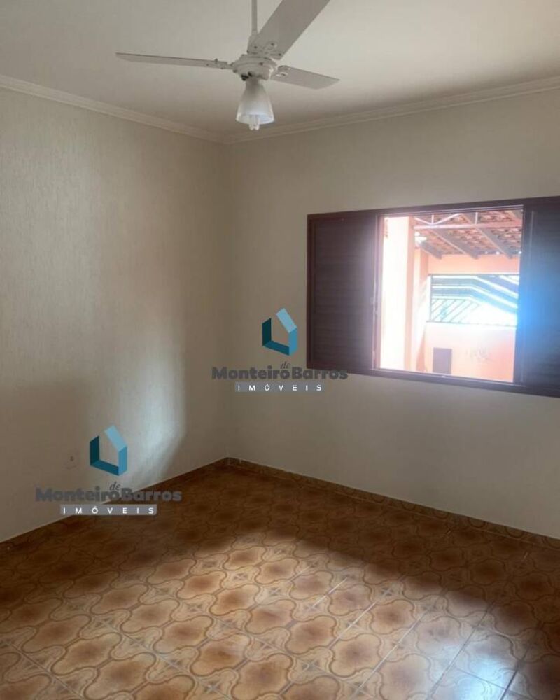 Casa, 3 quartos, 250 m² - Foto 4