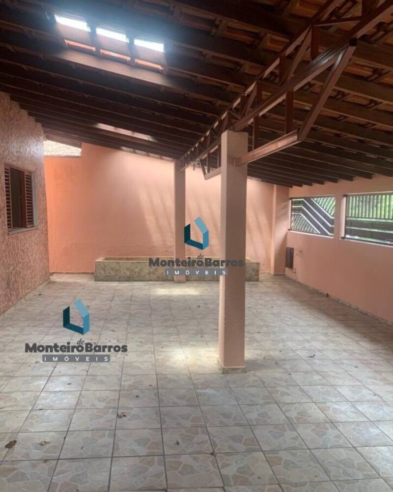 Casa, 3 quartos, 250 m² - Foto 2