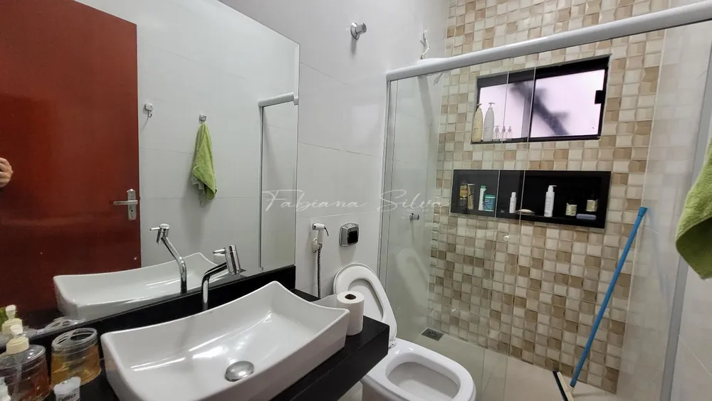 Casa, 4 quartos, 261 m² - Foto 1