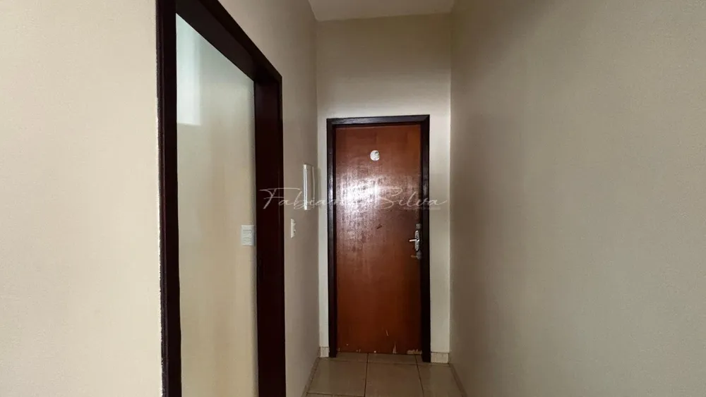 Casa, 4 quartos, 220 m² - Foto 1