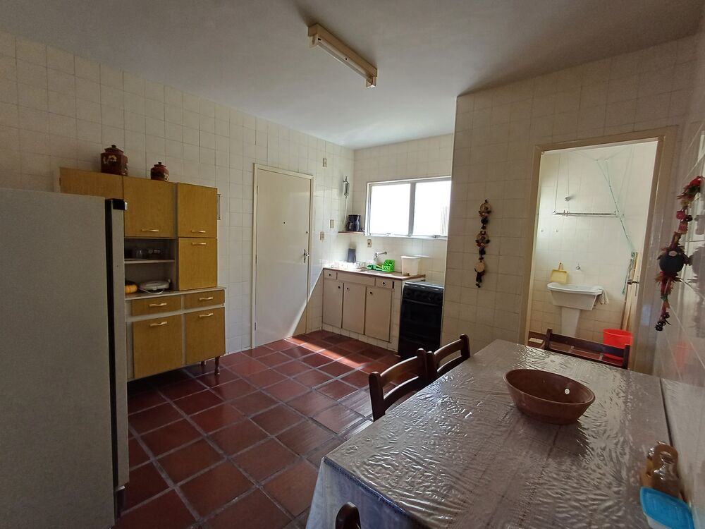 Apartamento à venda com 2 quartos, 75m² - Foto 10