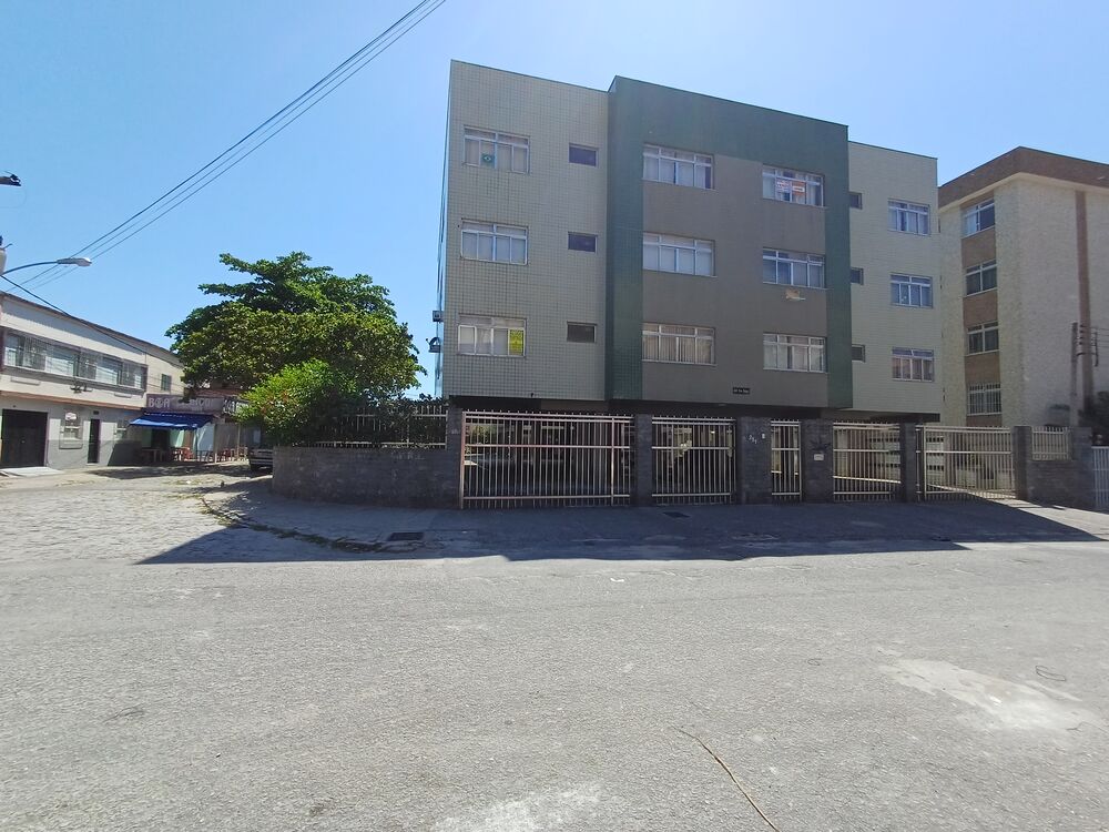 Apartamento à venda com 2 quartos, 75m² - Foto 1