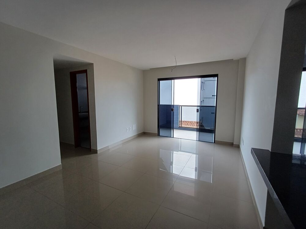 Apartamento à venda com 3 quartos, 103m² - Foto 2