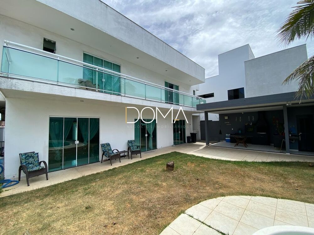 Casa à venda com 5 quartos, 317m² - Foto 2