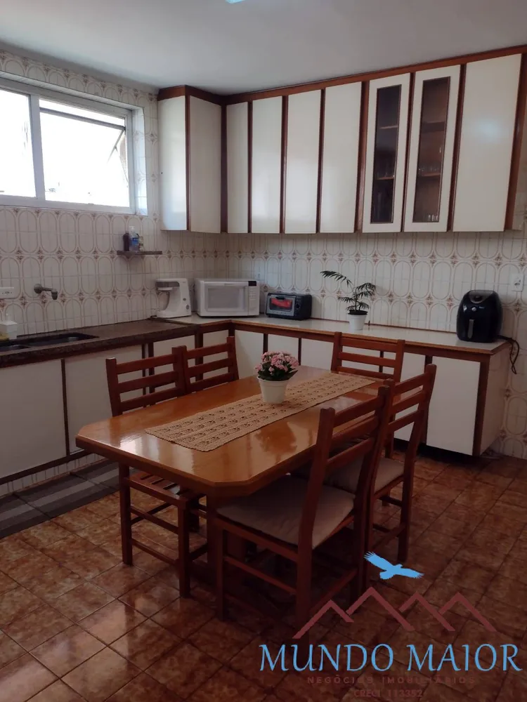 Casa, 5 quartos, 350 m² - Foto 1