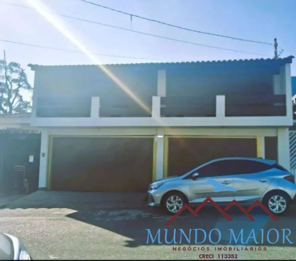 Casa, 3 quartos, 231 m² - Foto 1