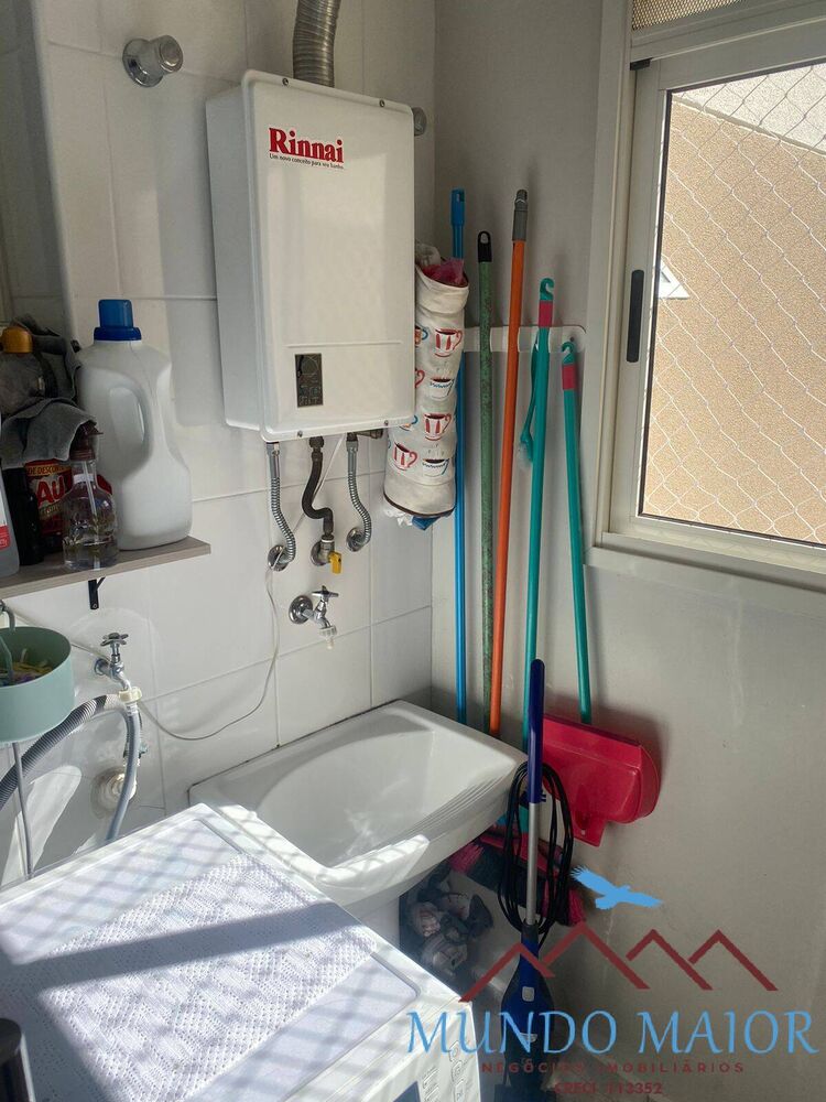 Apartamento à venda com 3 quartos, 75m² - Foto 3