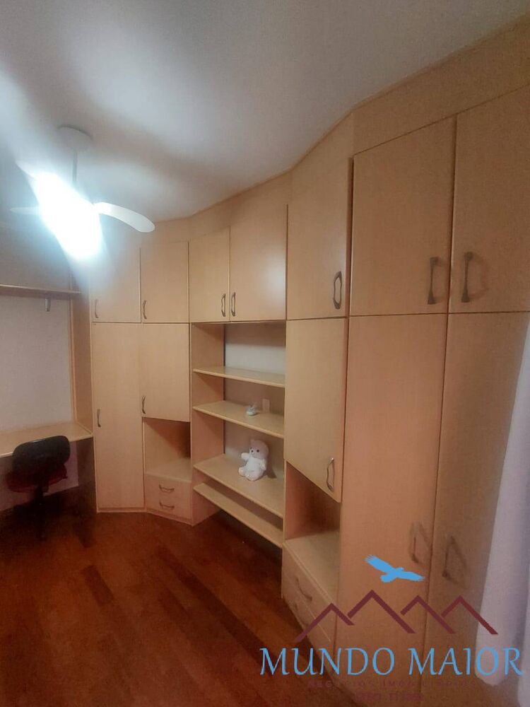 Casa, 3 quartos, 224 m² - Foto 1