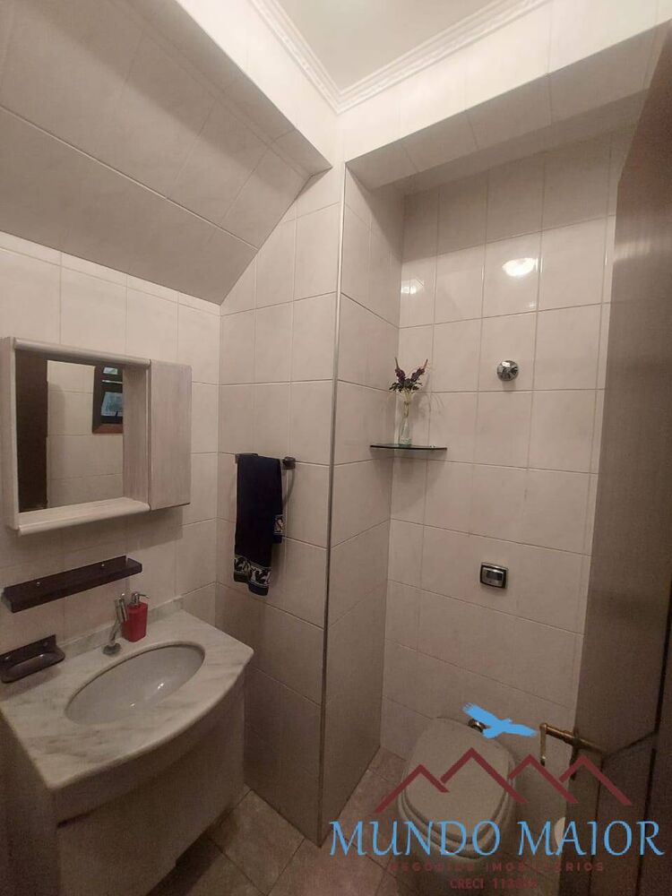 Casa, 3 quartos, 224 m² - Foto 4