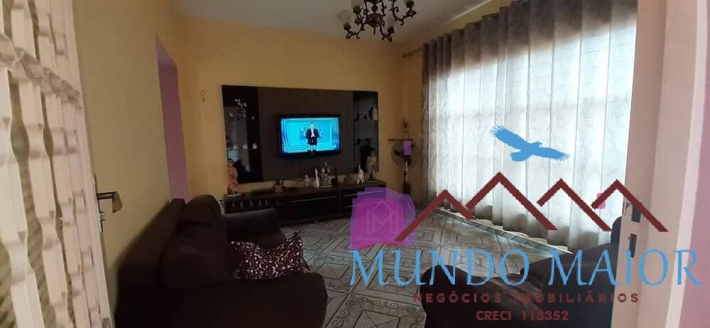 Casa à venda com 2 quartos, 300m² - Foto 1