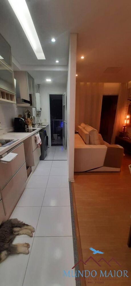 Apartamento à venda com 2 quartos, 63m² - Foto 2