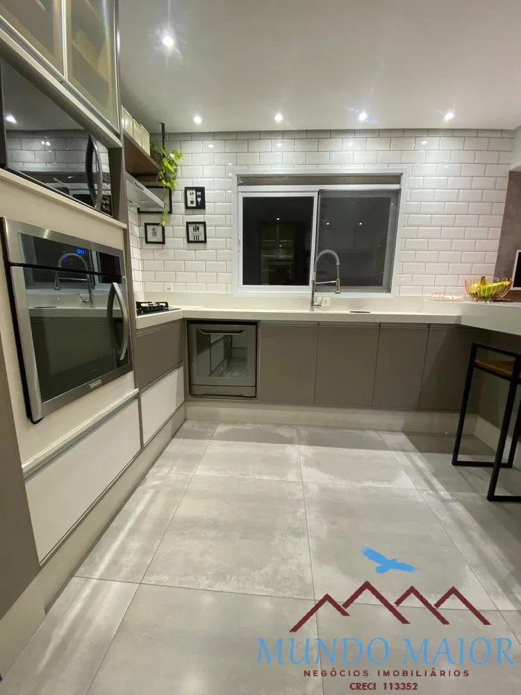 Apartamento, 3 quartos, 107 m² - Foto 2