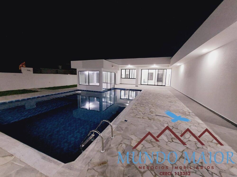 Casa, 3 quartos, 1477 m² - Foto 2