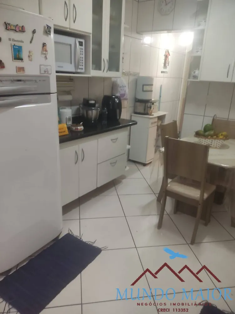 Casa, 3 quartos, 193 m² - Foto 1