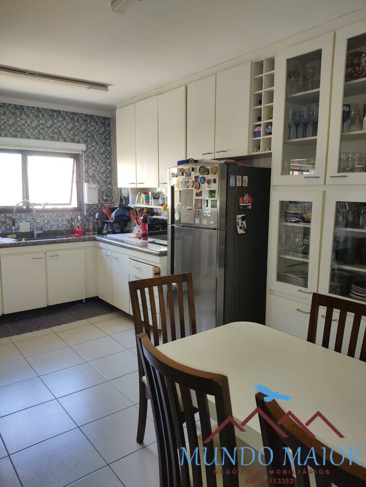Apartamento, 3 quartos, 150 m² - Foto 1