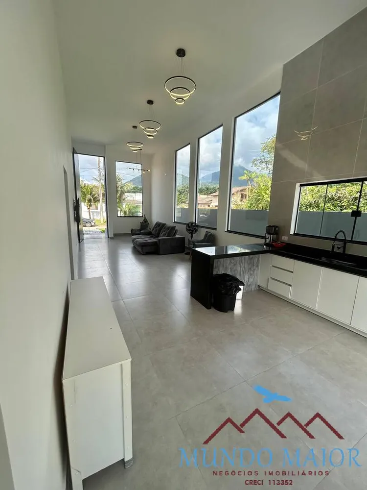 Casa, 3 quartos, 300 m² - Foto 2