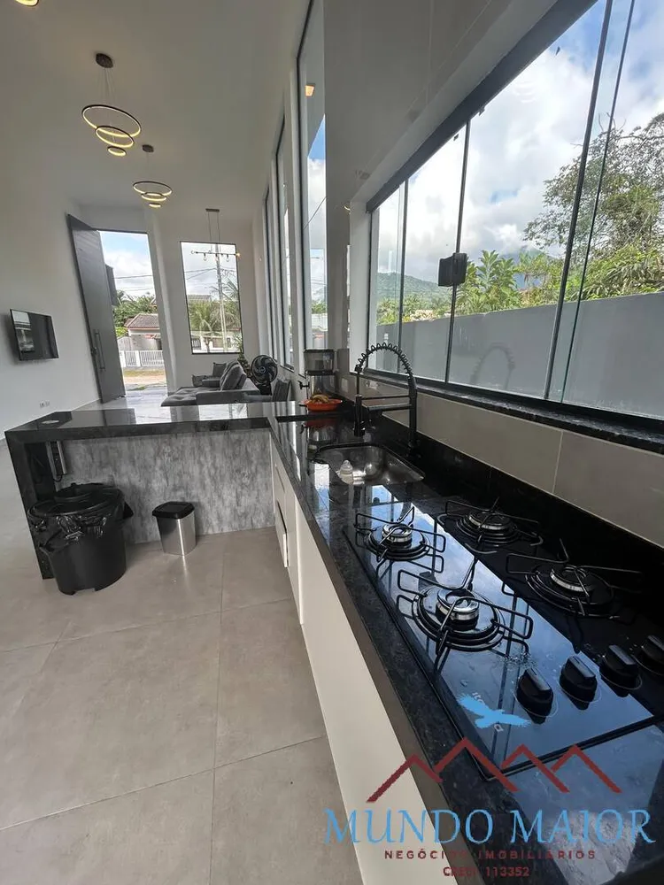 Casa, 3 quartos, 300 m² - Foto 1
