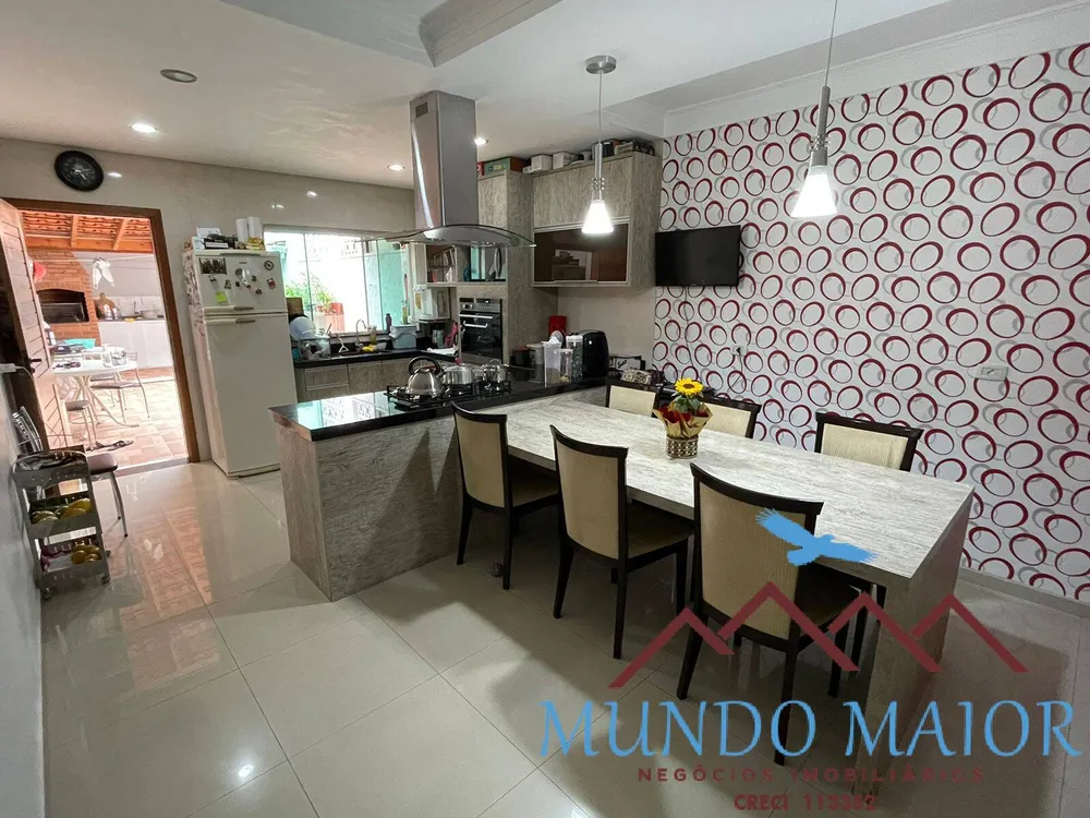 Casa, 3 quartos, 250 m² - Foto 3