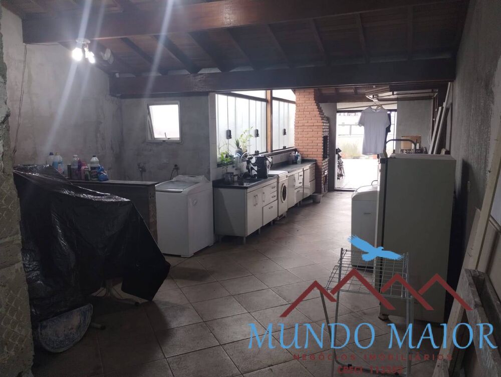 Apartamento, 3 quartos, 200 m² - Foto 1