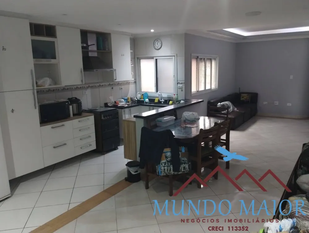 Apartamento, 3 quartos, 200 m² - Foto 1