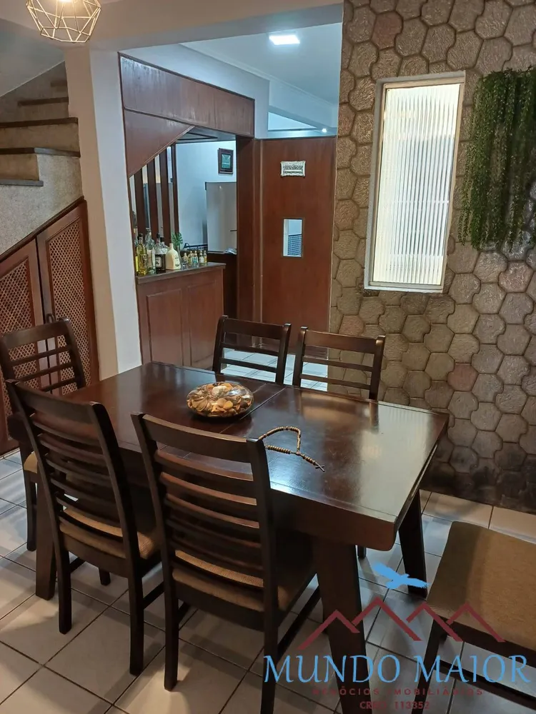 Casa, 3 quartos, 166 m² - Foto 3