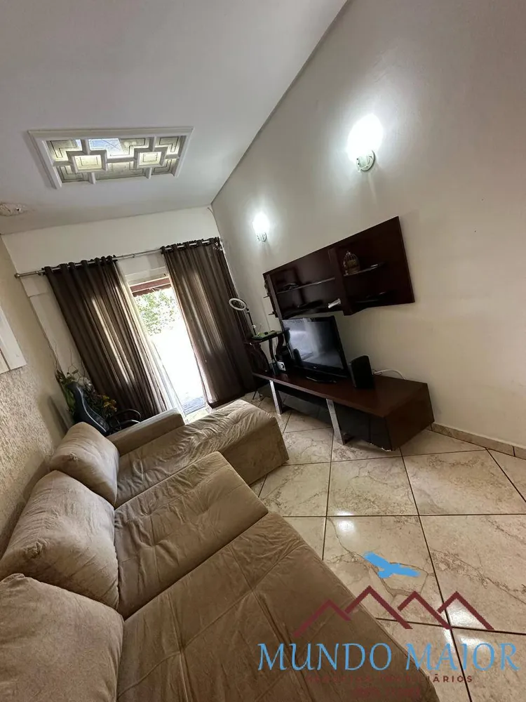 Casa, 5 quartos, 295 m² - Foto 1