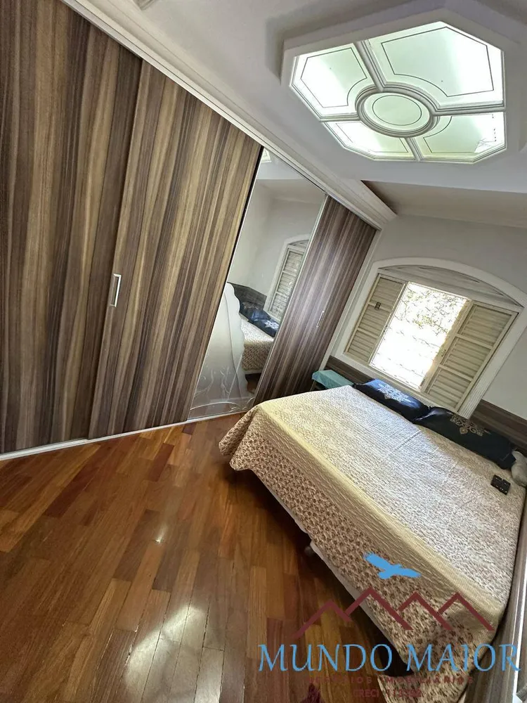 Casa, 5 quartos, 295 m² - Foto 2