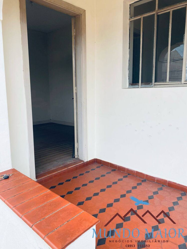 Casa, 3 quartos, 216 m² - Foto 4