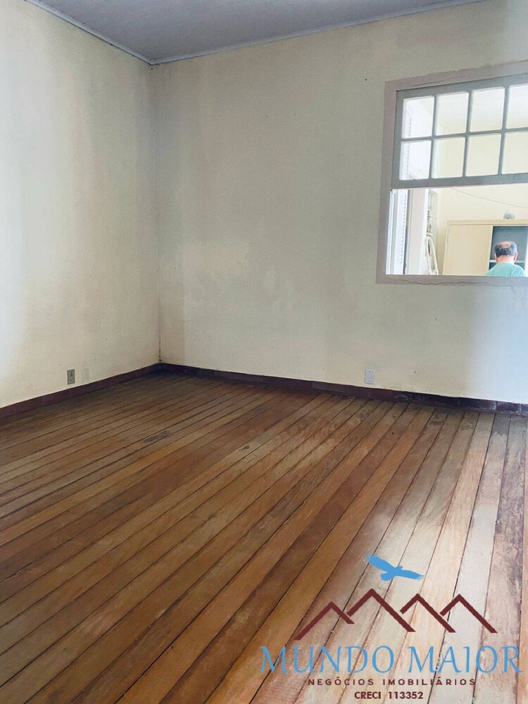 Casa, 3 quartos, 216 m² - Foto 1