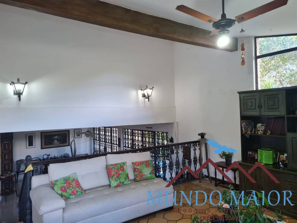 Casa, 4 quartos, 1000 m² - Foto 1