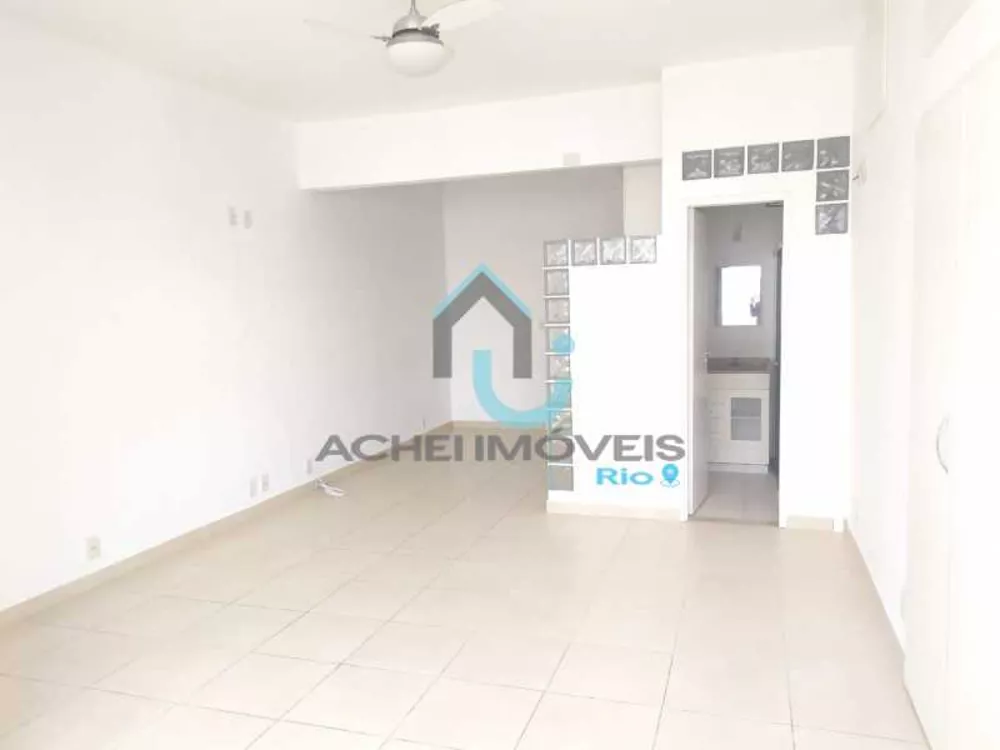 Apartamento, 1 quarto, 42 m² - Foto 2