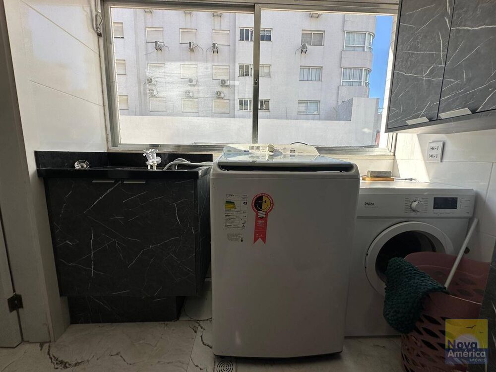 Apartamento à venda com 3 quartos, 110m² - Foto 3