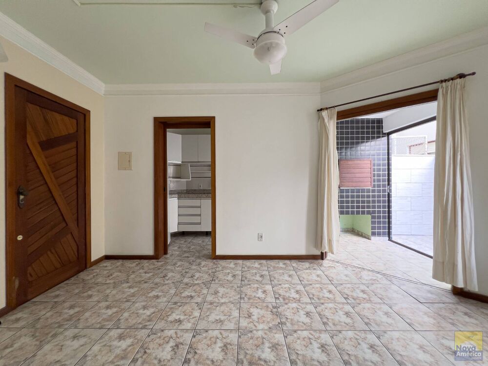 Apartamento à venda com 1 quarto, 43m² - Foto 11