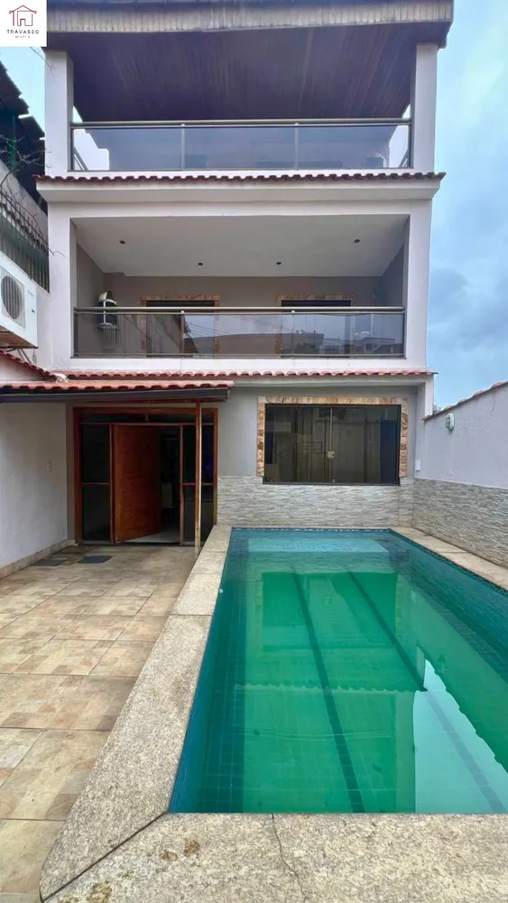 Casa, 3 quartos, 279 m² - Foto 1