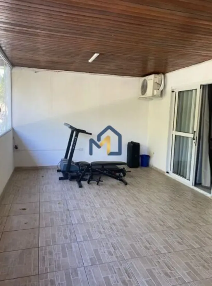 Casa, 4 quartos, 190 m² - Foto 2