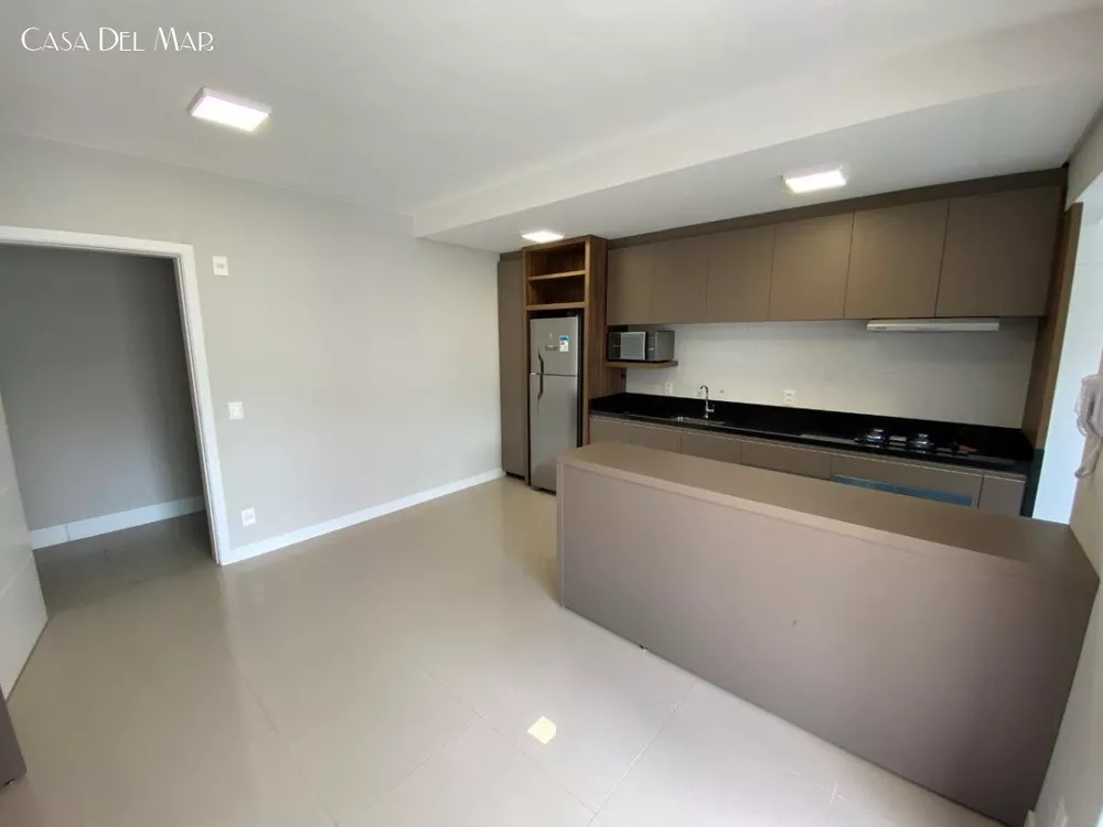 Apartamento à venda com 2 quartos, 75m² - Foto 10