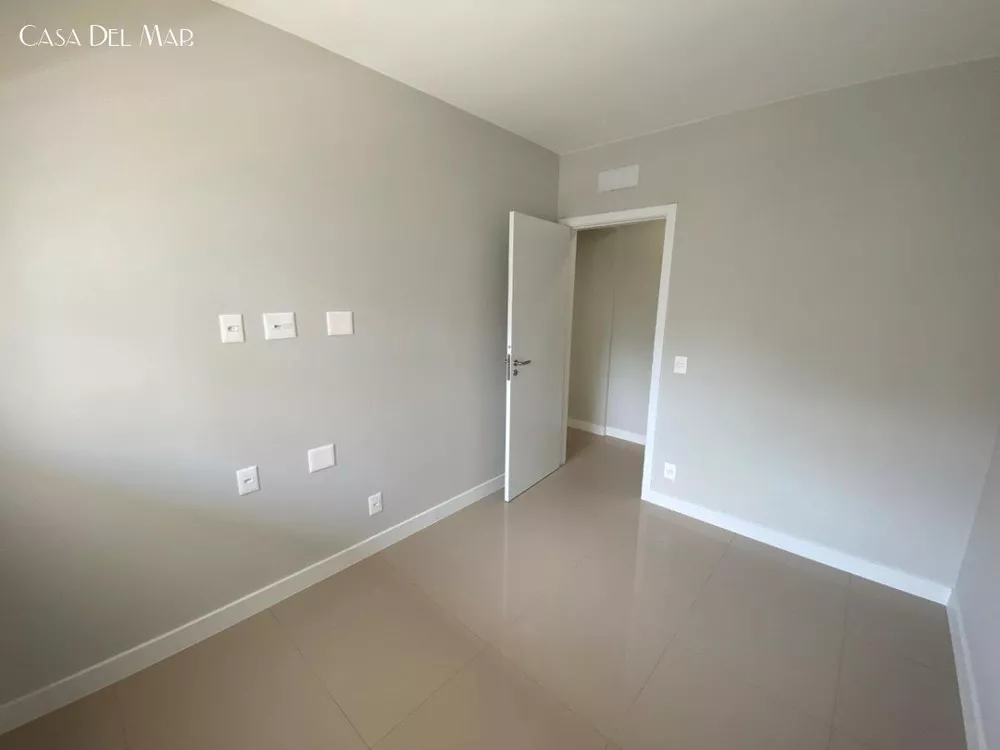 Apartamento à venda com 2 quartos, 75m² - Foto 16