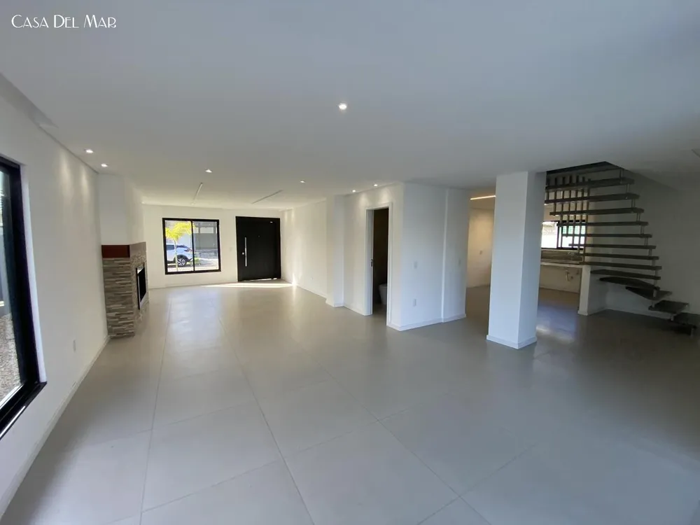 Casa, 5 quartos, 298 m² - Foto 4
