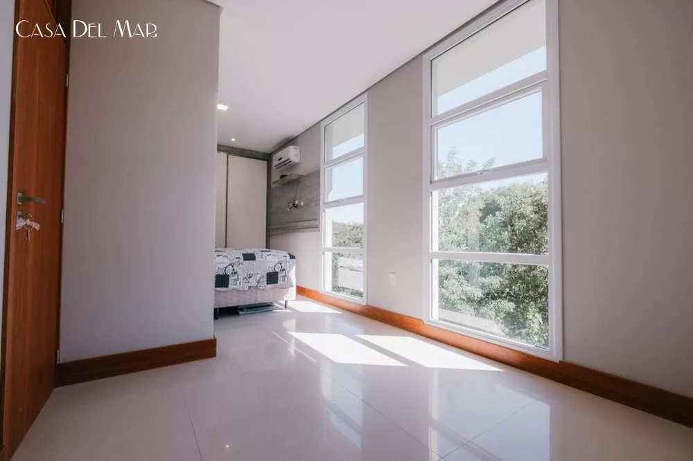 Casa, 4 quartos, 287 m² - Foto 33