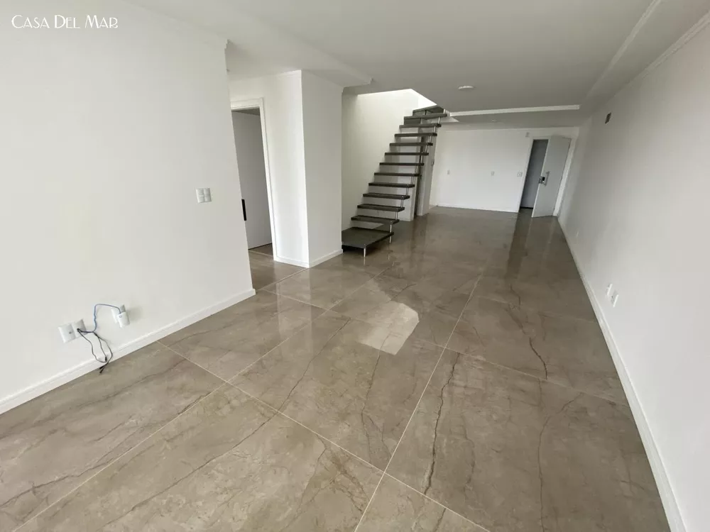 Cobertura à venda com 4 quartos, 227m² - Foto 7