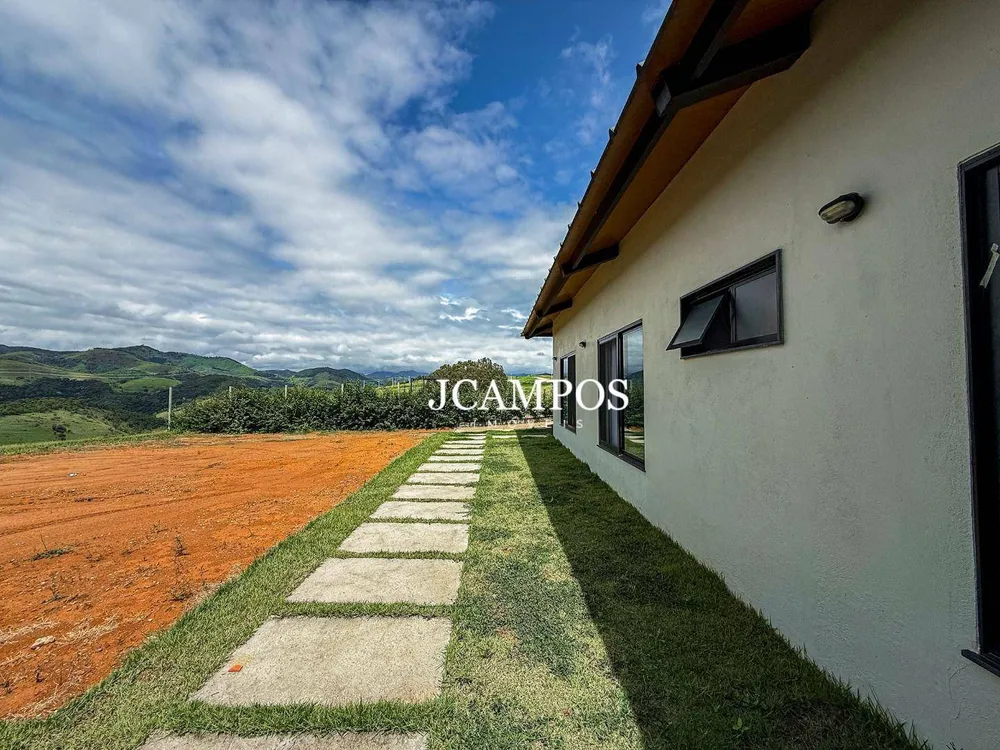 Casa, 3 quartos, 210 m² - Foto 13