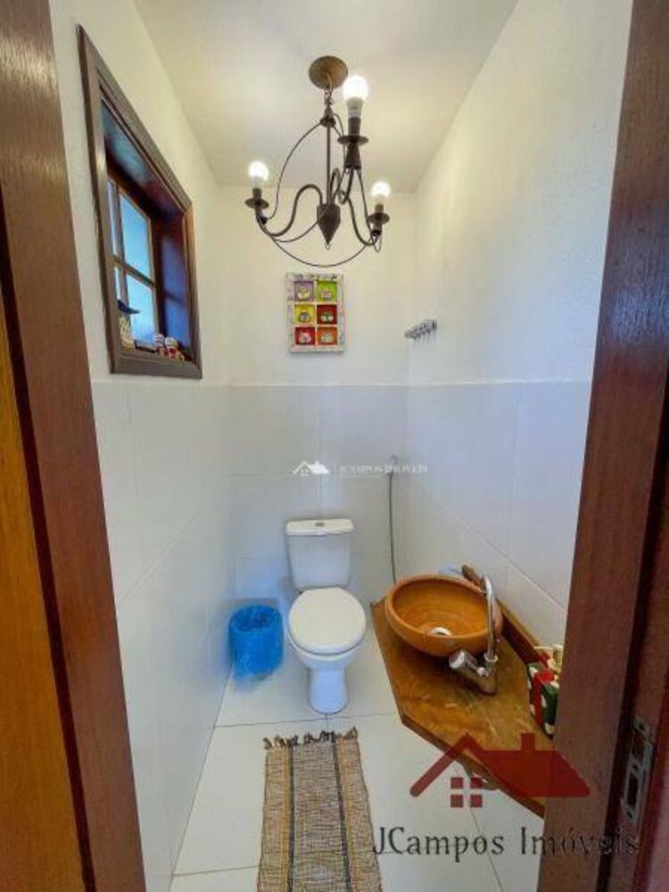 Casa de Condomínio à venda com 6 quartos, 330m² - Foto 17
