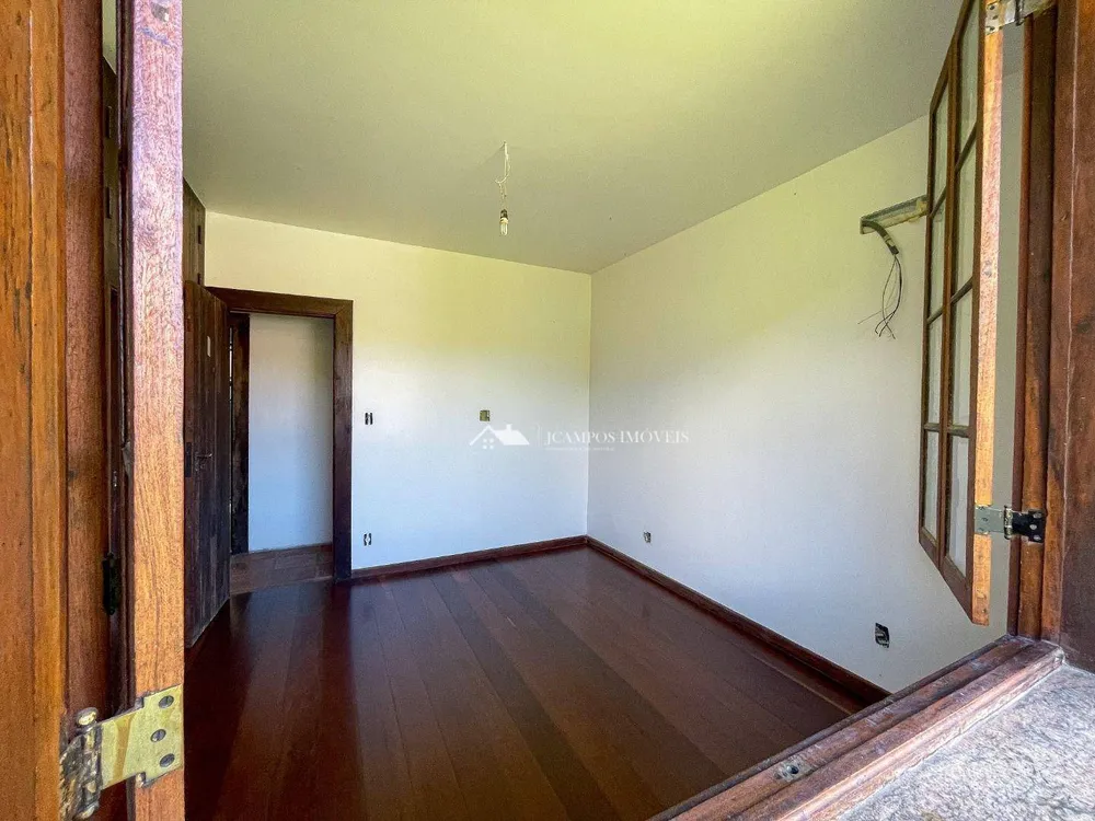 Casa, 3 quartos, 243 m² - Foto 35