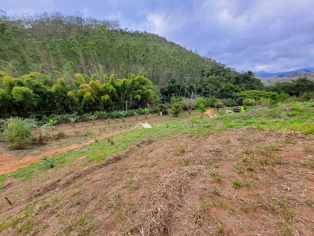 Casa à venda com 2 quartos, 100m² - Foto 3