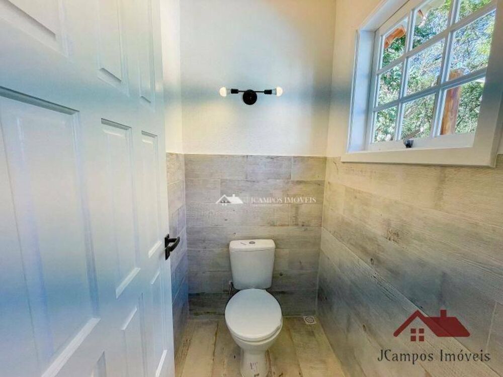 Casa à venda com 4 quartos, 235m² - Foto 9