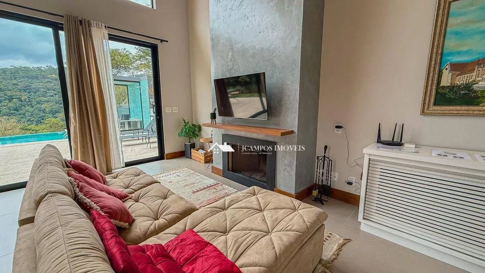 Casa, 3 quartos, 190 m² - Foto 2