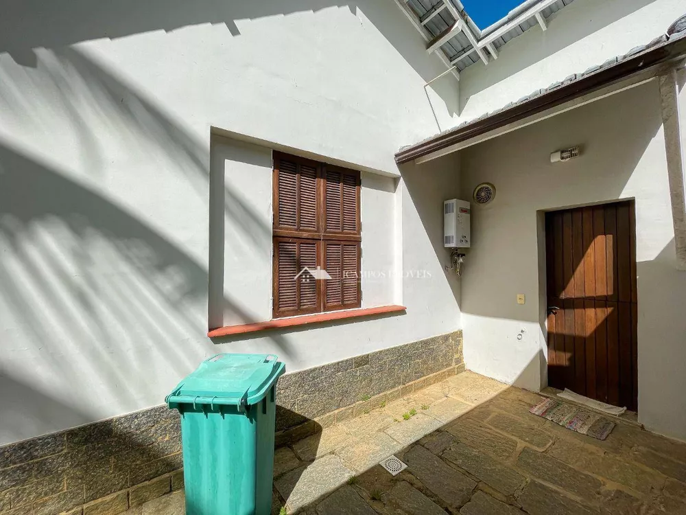 Casa, 4 quartos, 300 m² - Foto 1
