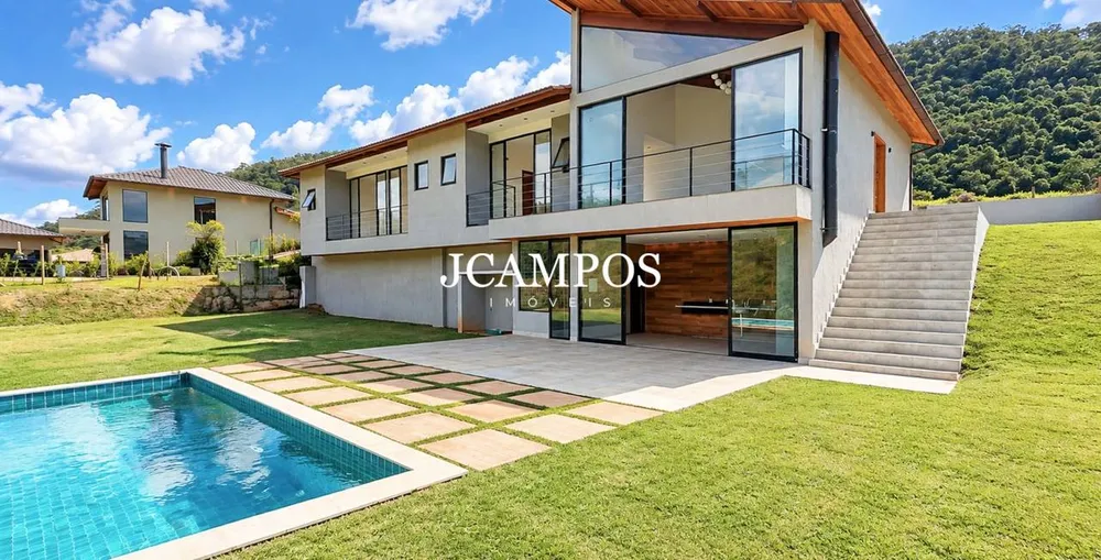 Casa, 3 quartos, 250 m² - Foto 1