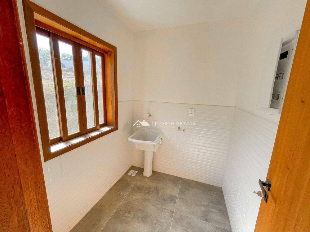 Casa à venda com 3 quartos, 250m² - Foto 9