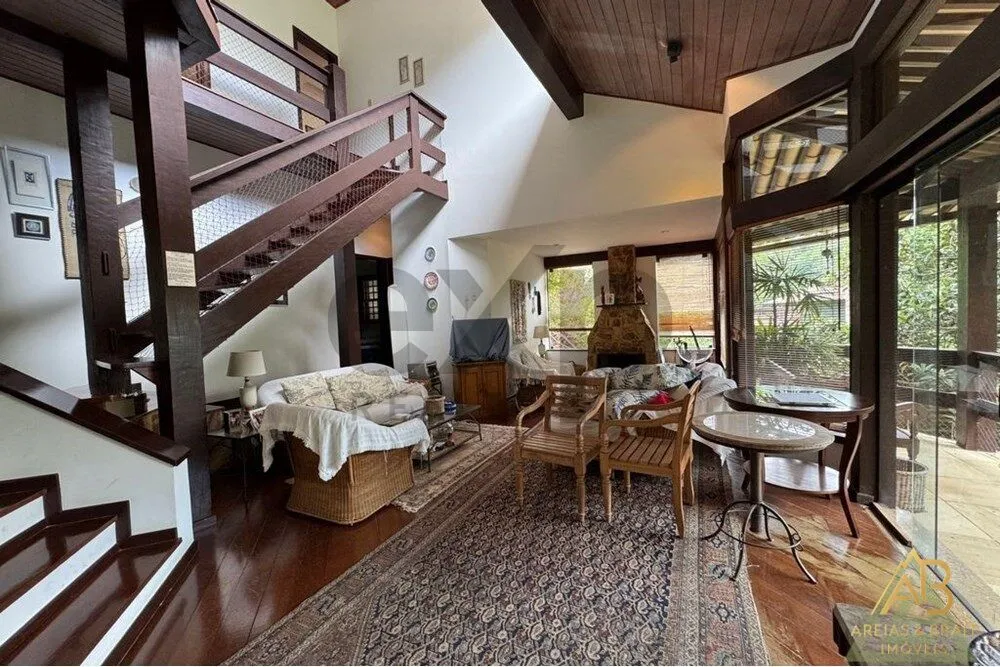 Casa, 4 quartos, 273 m² - Foto 2